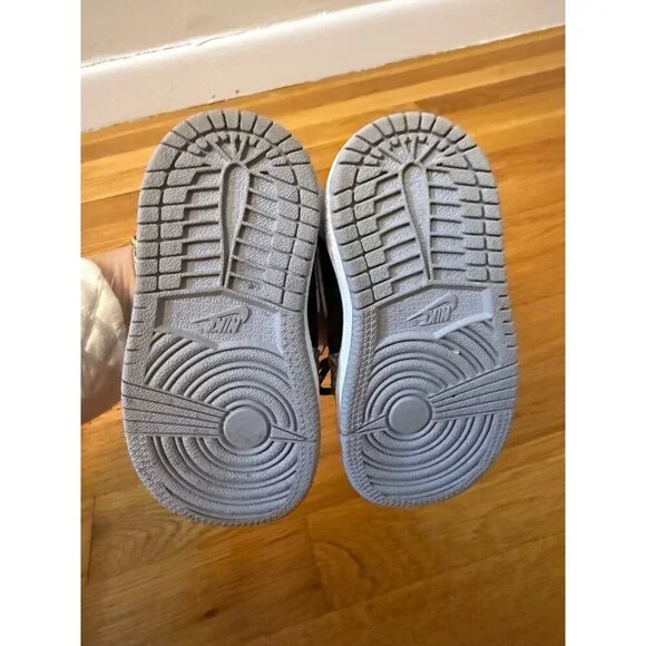 Air Jordan 1 High OG Toddler Sneakers Black/Gray With Elephant Print Size 5C - Picture 8 of 10